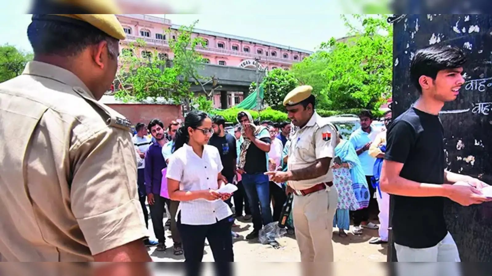 The NEET fiasco once again, lakhs of student across the country disappointed