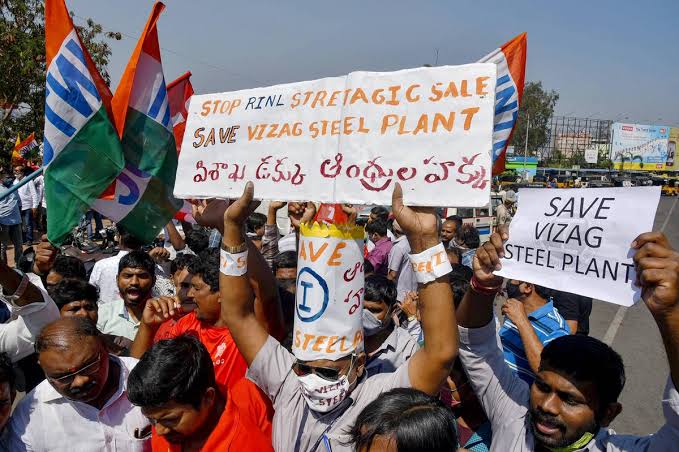 Will the RINL (Vizag Steel) remain in the public sector?